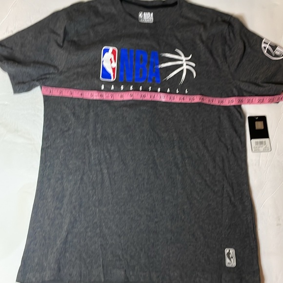 NBA Basketball Gray short sleeve t shirt size large - Picture 2 of 6